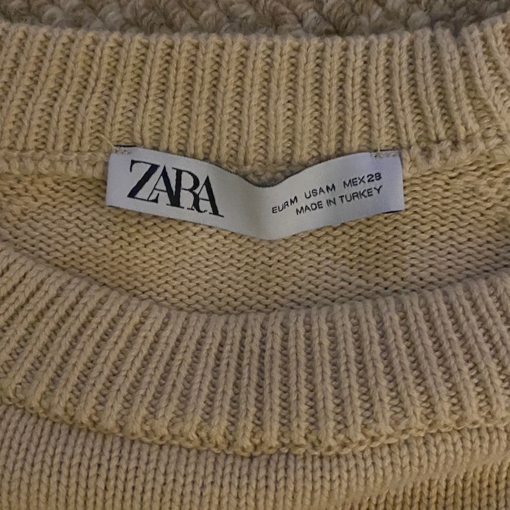 Great relaxed Zara Women's Cream Crew Neck Sweater - Picture 4 of 5
